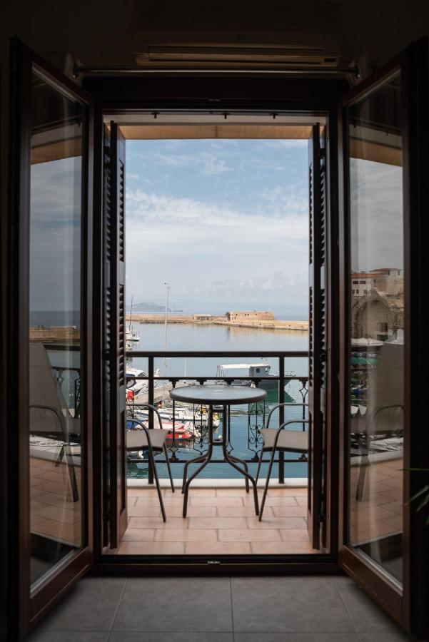 Destino Home Overlooking The Venetian Port Of Chania Ханья Экстерьер фото