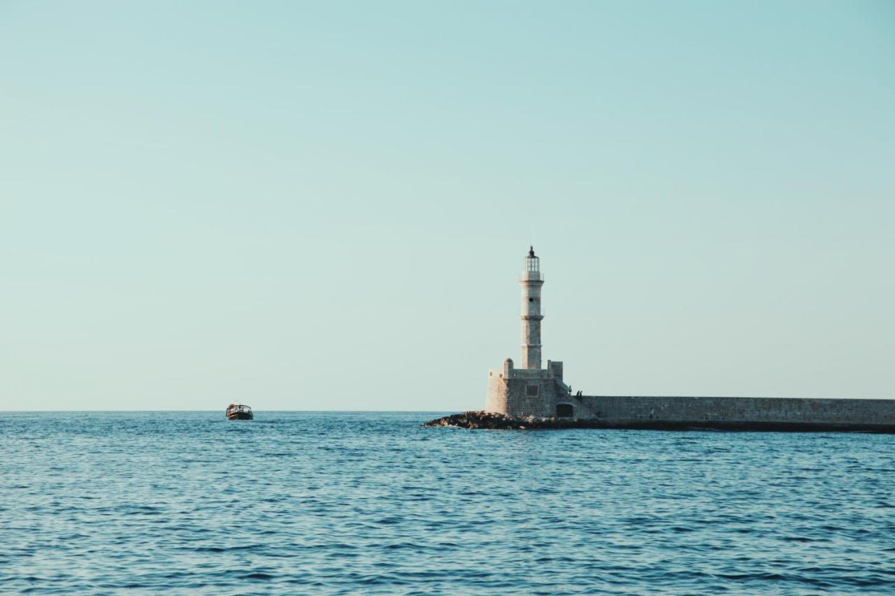 Destino Home Overlooking The Venetian Port Of Chania Ханья Экстерьер фото
